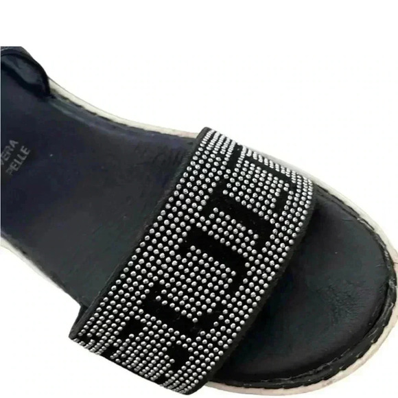 Black Leather Embellished Open Toe Adjustable Strap Closure Big SZ 35 (3.5 US) - Picture 10 of 10